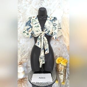 Shein Top Size Small .